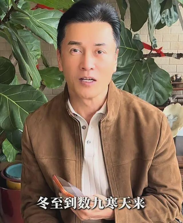 一婚娶周海媚,二婚娶邝美云,三婚娶富婆,70岁的吕良伟仍是“不老男神”(组图) - 21