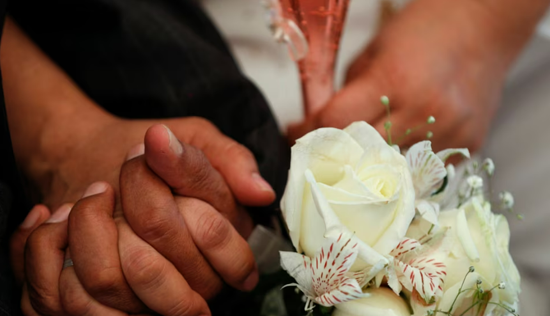 帮助多名中国人假结婚获得绿卡：美国两女兵涉婚姻欺诈，面临联邦起诉！（组图） - 2
