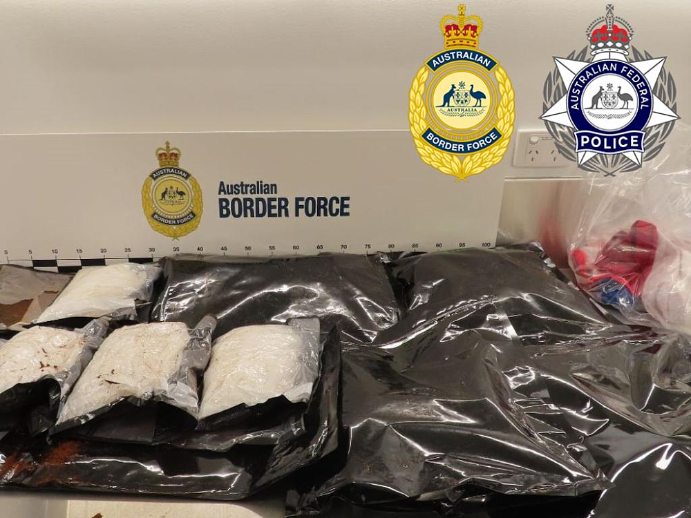澳警方提醒：假期出国游的人，如果有人给你$6万做这事，赶紧跑（组图） - 5