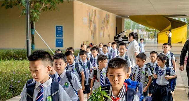 三亚不香了？东北人撤离成潮，压垮他们的不是物价（组图） - 11