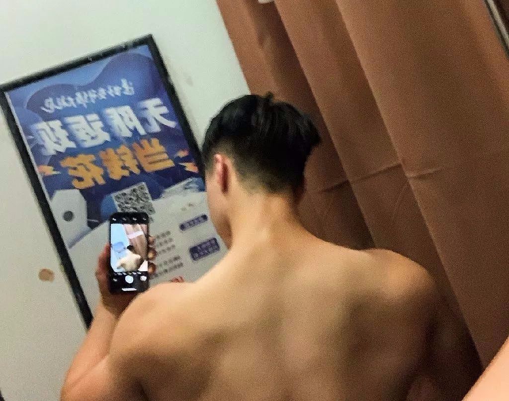【帅哥】肌肉男“背影杀”，原来可以如此性感！（组图） - 2