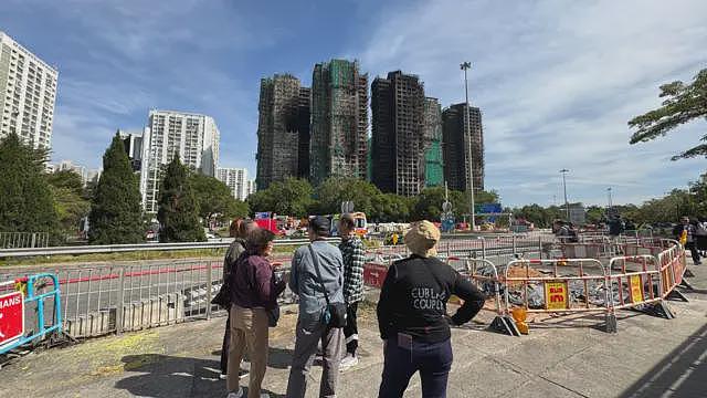 2025年终回顾：从中美贸易战、东南亚电诈到中英“超级大使馆”争议（组图） - 15