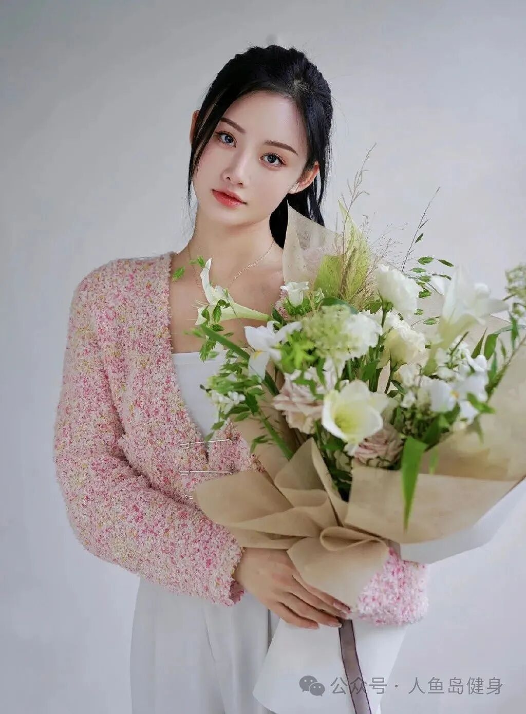 【美女】纯欲天花板”长啥样？男粉直呼“顶不住！据说只有1%的女生可以做到（组图） - 11