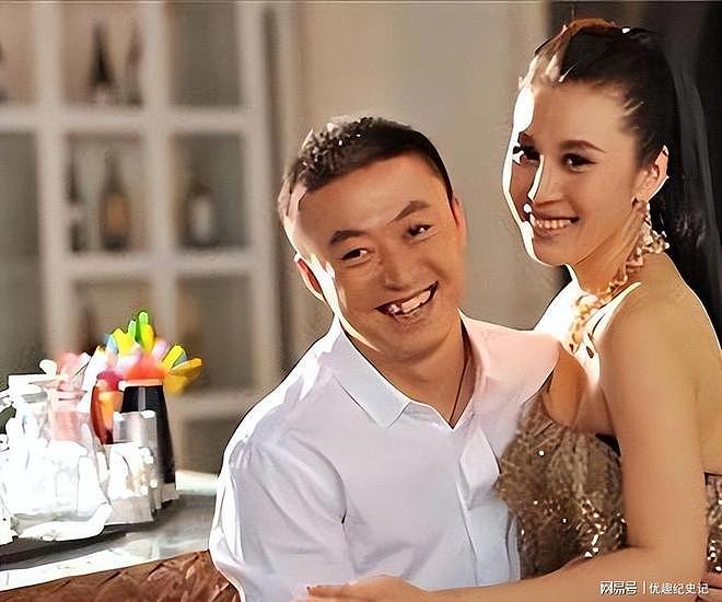她和奥运冠军马琳离婚分走千万，再婚嫁给金融学霸，如今怎样了？（组图） - 11