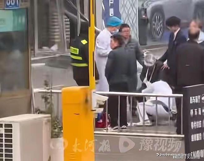 太狠了！成都丰田4s店燃爆主角是矿山工人，现场一片狼藉损失惨重（组图） - 5