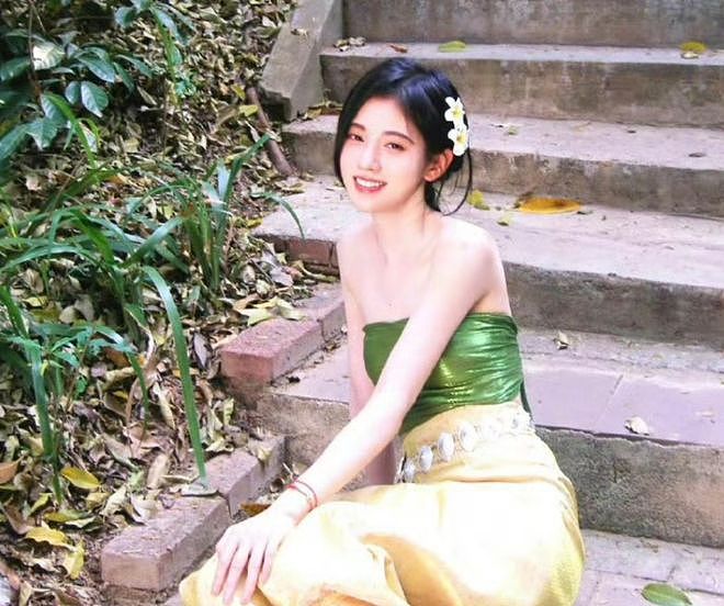 2025年末,回看娱乐圈8个大瓜,曾毅连累玲花,王家卫晚节不保(组图) - 21