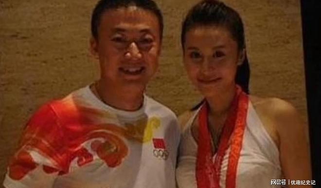 她和奥运冠军马琳离婚分走千万，再婚嫁给金融学霸，如今怎样了？（组图） - 2
