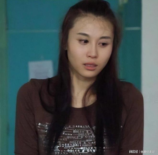 她和奥运冠军马琳离婚分走千万，再婚嫁给金融学霸，如今怎样了？（组图） - 4