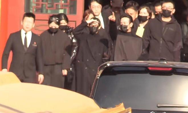 婚变传闻真相大白一个月，唐嫣高调官宣喜讯，终于等到这一天（组图） - 11