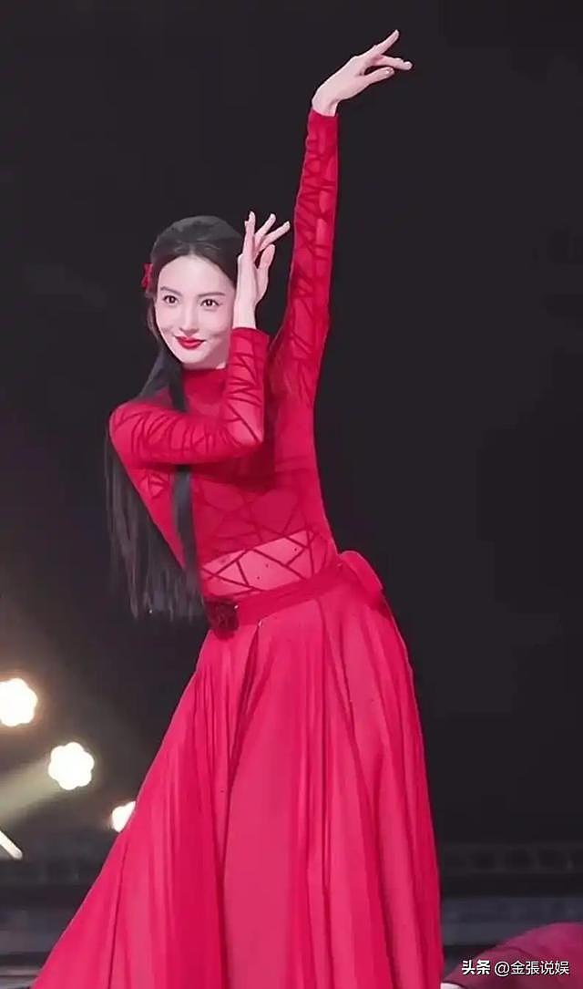 金晨大变样：情感纠葛与内娱风波下的逆袭之路（组图） - 5