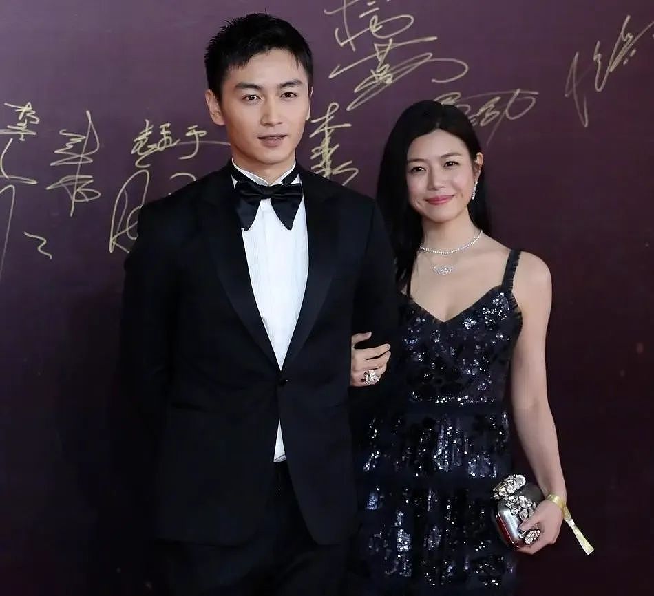2025娱乐圈大事盘点:大S方大同相继离世、陈晓离婚、大导演录音门,每一个都让人意外(组图) - 9