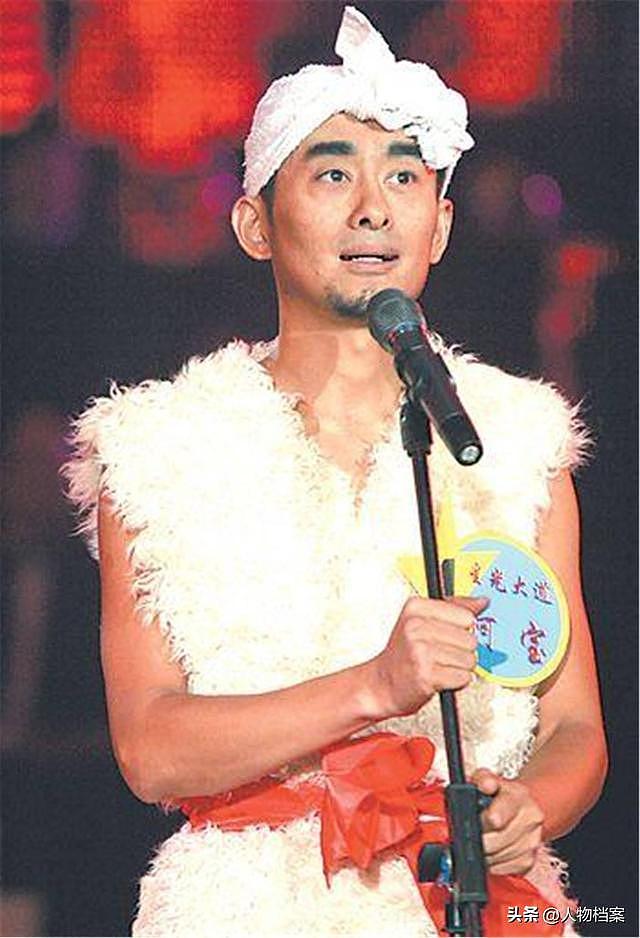 负债百万、露宿街头、装疯卖傻，星光大道的草根歌手现状大揭秘（组图） - 15