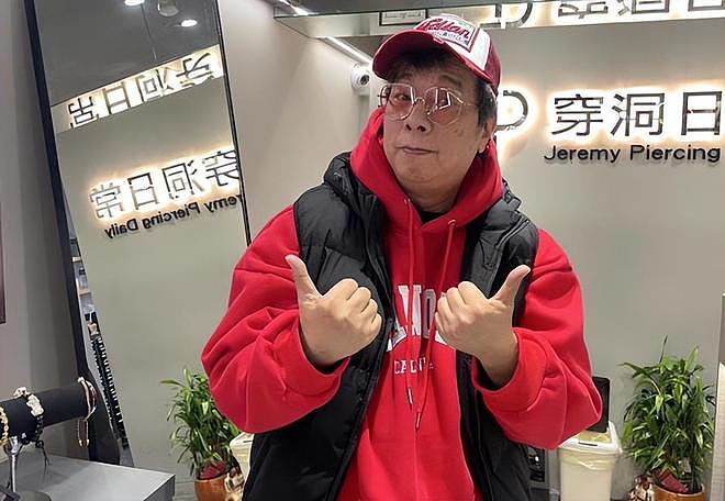 台湾男星曹西平家中猝逝,死亡多日出现尸斑僵硬,一生未婚无儿女(组图) - 13