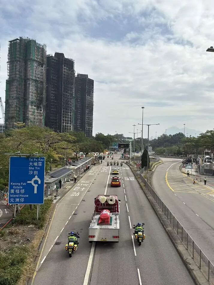 遗体修复,丧礼,破地狱:香港大火30天(组图) - 1