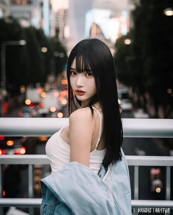 引爆热搜！44岁林俊杰公开认爱23岁网红女友，年龄差只是表面，家世背景不简单（组图） - 8
