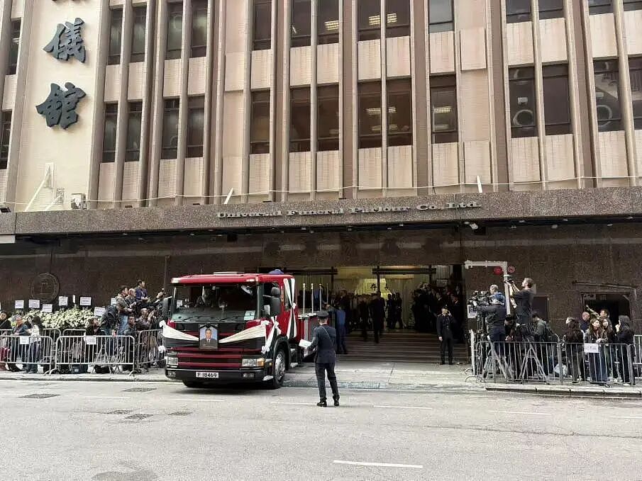 遗体修复,丧礼,破地狱:香港大火30天(组图) - 4