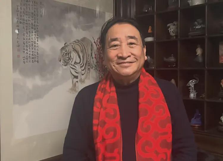 姜昆又摊上事！博士网友曝10年前美国偶遇其画面，内涵其目中无人（组图） - 1