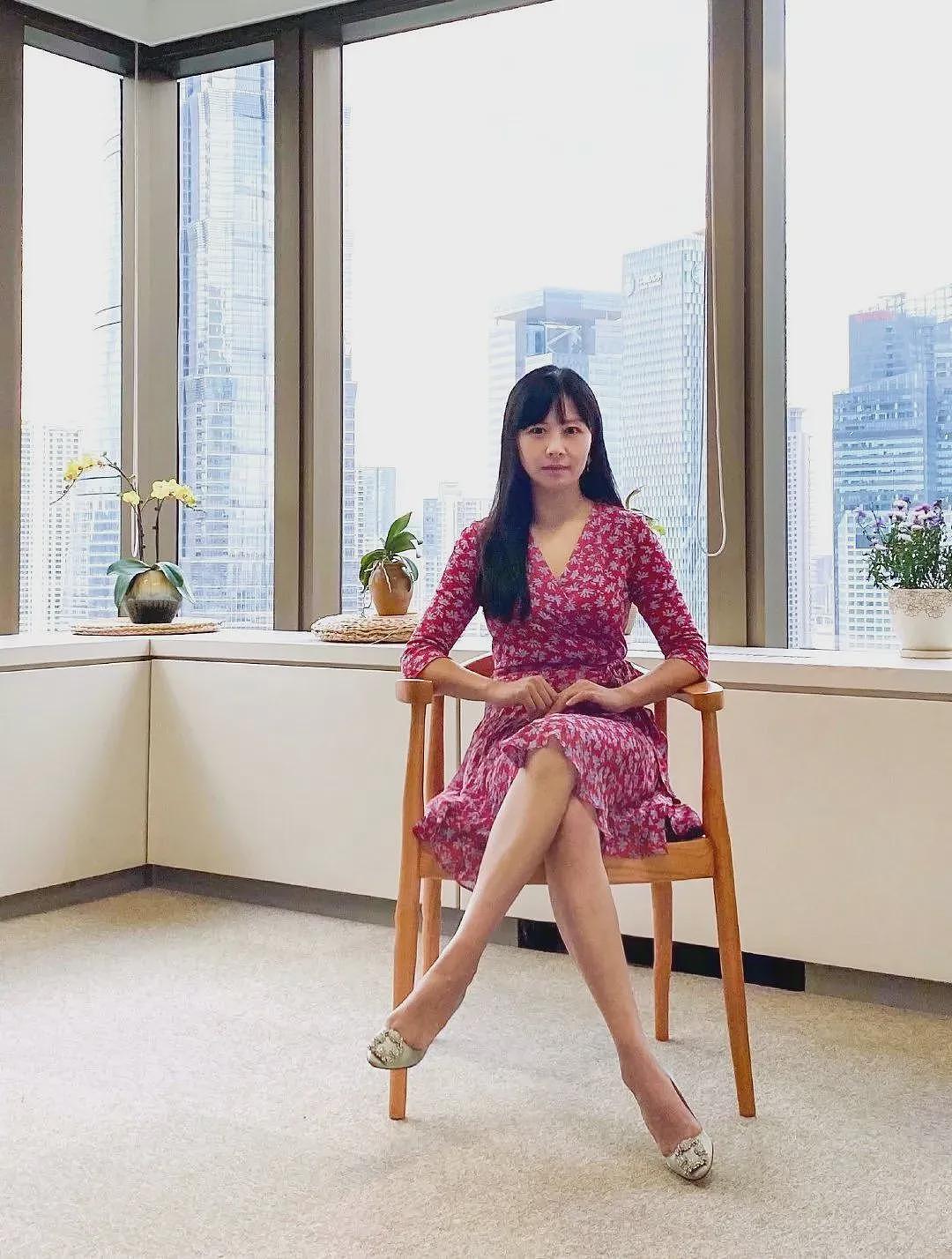投资课卖12888元,名额售罄!李蓓却被谭珺连环怼,本人最新回应:我不认识她,也不关心她说了什么(组图) - 2