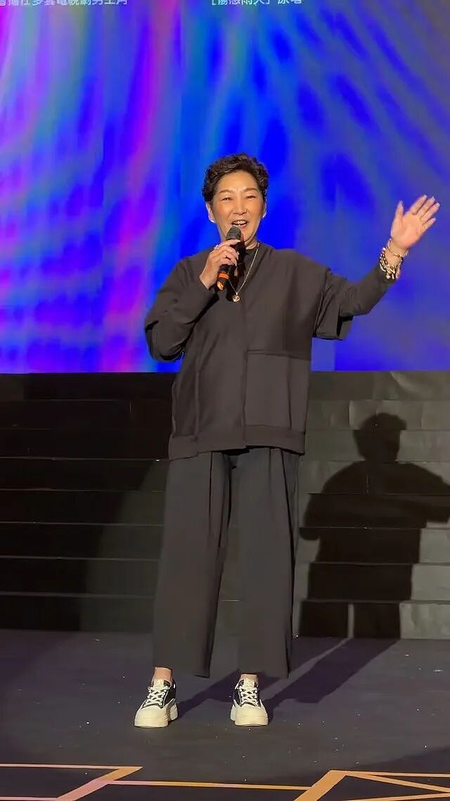 60岁“最美李莫愁”近照曝光，全网心酸：老到我不敢认...（组图） - 26