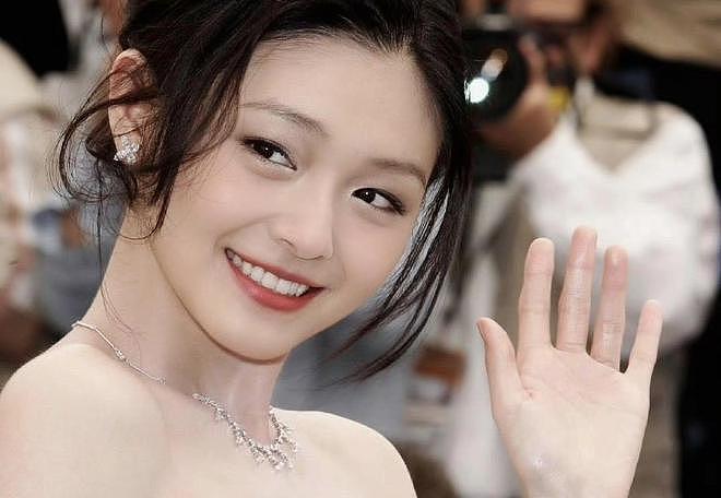告别2025年！大S、方大同离世青春退场，《哪吒2》百亿票房创纪录（组图） - 2