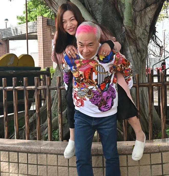 香港爷孙恋宣布分手，75岁港星自曝被骗当了14年第三者，拒绝向女方老公道歉（组图） - 3