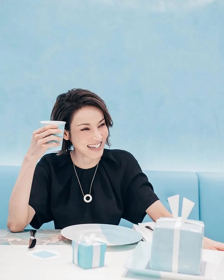 60岁“最美李莫愁”近照曝光，全网心酸：老到我不敢认...（组图） - 9