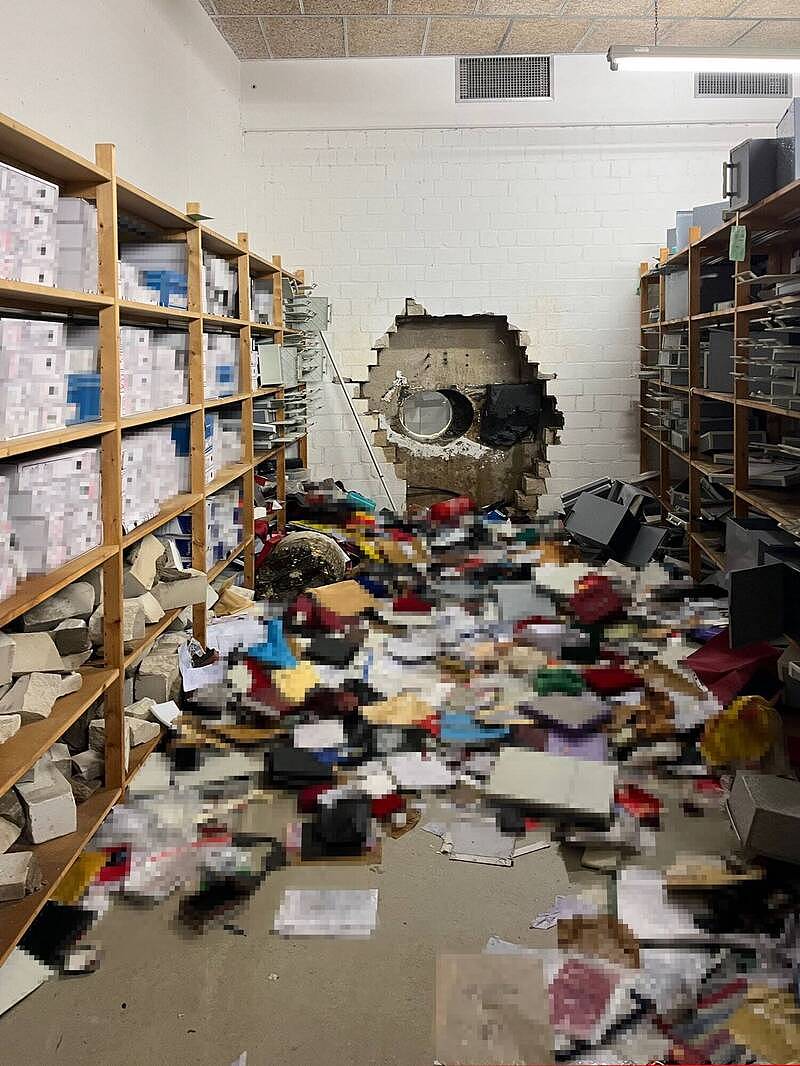 圣诞大盗打穿德国银行金库，撬开逾3000保险箱洗劫11亿（组图） - 2