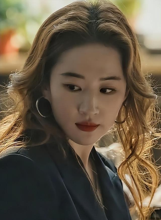 2025全球百大最美面孔洗牌：刘亦菲没上榜，第一美得让人心服口服（组图） - 2