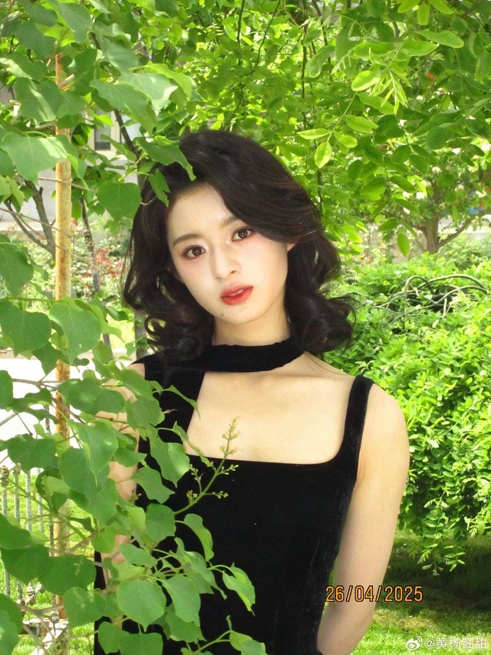 2025中国特权阶层丑闻盘点!从哈佛女孩到杨兰兰,为何引爆全民愤怒(组图) - 7