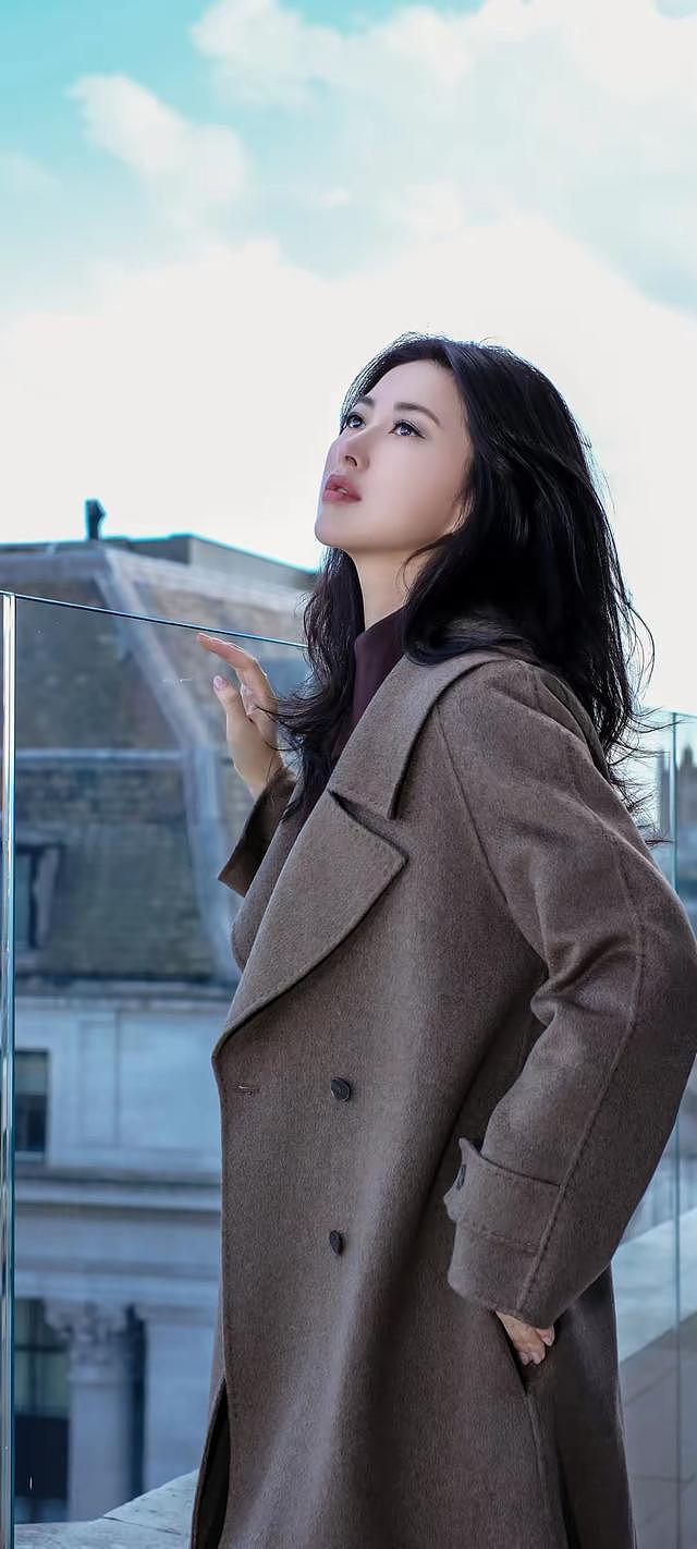 2025全球百大最美面孔洗牌：刘亦菲没上榜，第一美得让人心服口服（组图） - 4