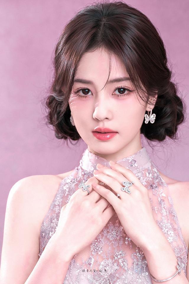2025全球百大最美面孔洗牌：刘亦菲没上榜，第一美得让人心服口服（组图） - 14
