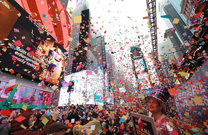 告别动荡2025！ 川普关税战、史上最热一年，全球在战火中跨年（图） - 1