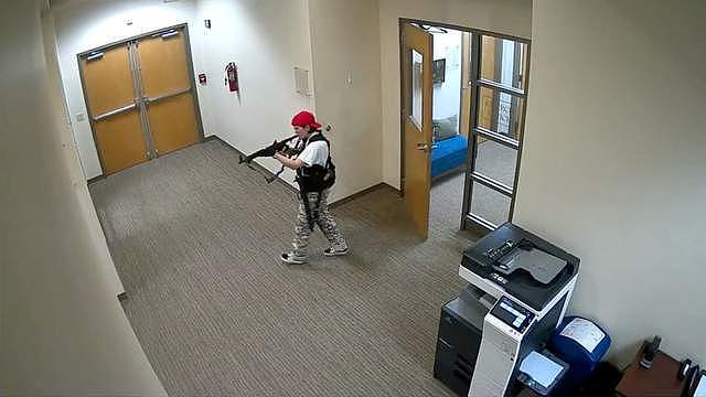 美28岁校园枪击案凶手疑用助学金购枪,专挑儿童下手,直言去送死(组图) - 2