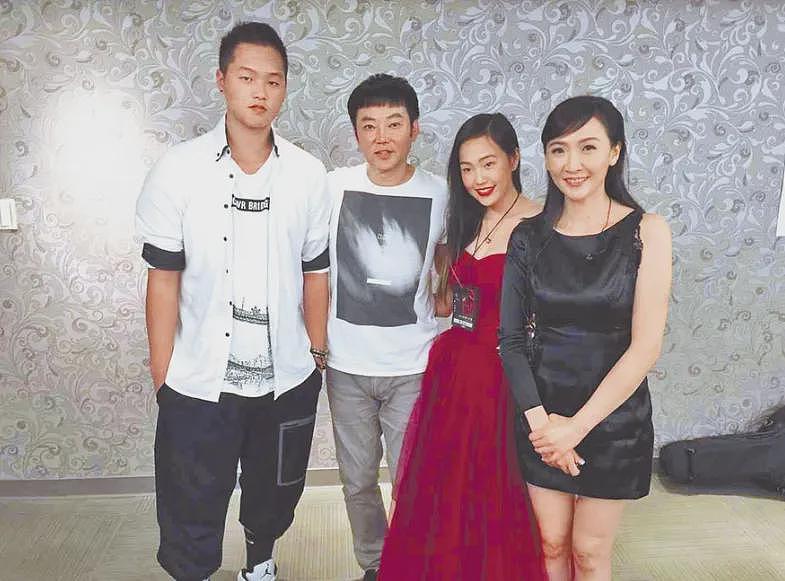 马上生四胎？！流产两次老公结扎，和闺蜜拼生子超拼命（组图） - 73