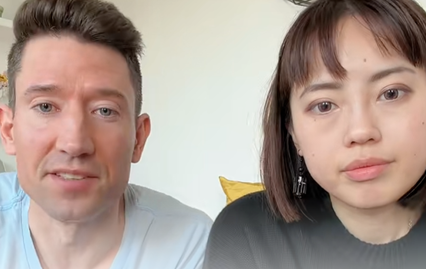 百万粉丝中美情侣官宣分手，十年感情破裂！女方：不后悔付出（组图） - 1
