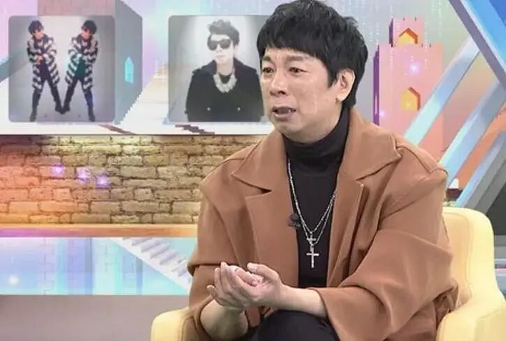 知名男艺人在家中去世!前一天还在发帖!家人为钱反目,一生未婚无儿女(组图) - 10