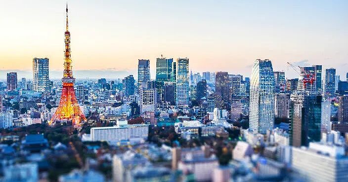 日本街头惊现“炫富”中国留学生,月花70万还说“因为没钱”?日本网友炸锅了!(组图) - 8