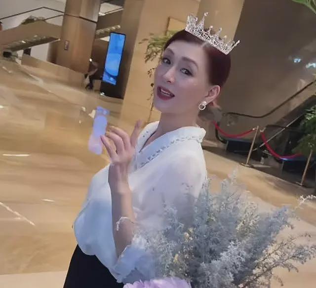 香港知名女星宣布从未结婚，未婚先孕生三女，和富商已分手（组图） - 7