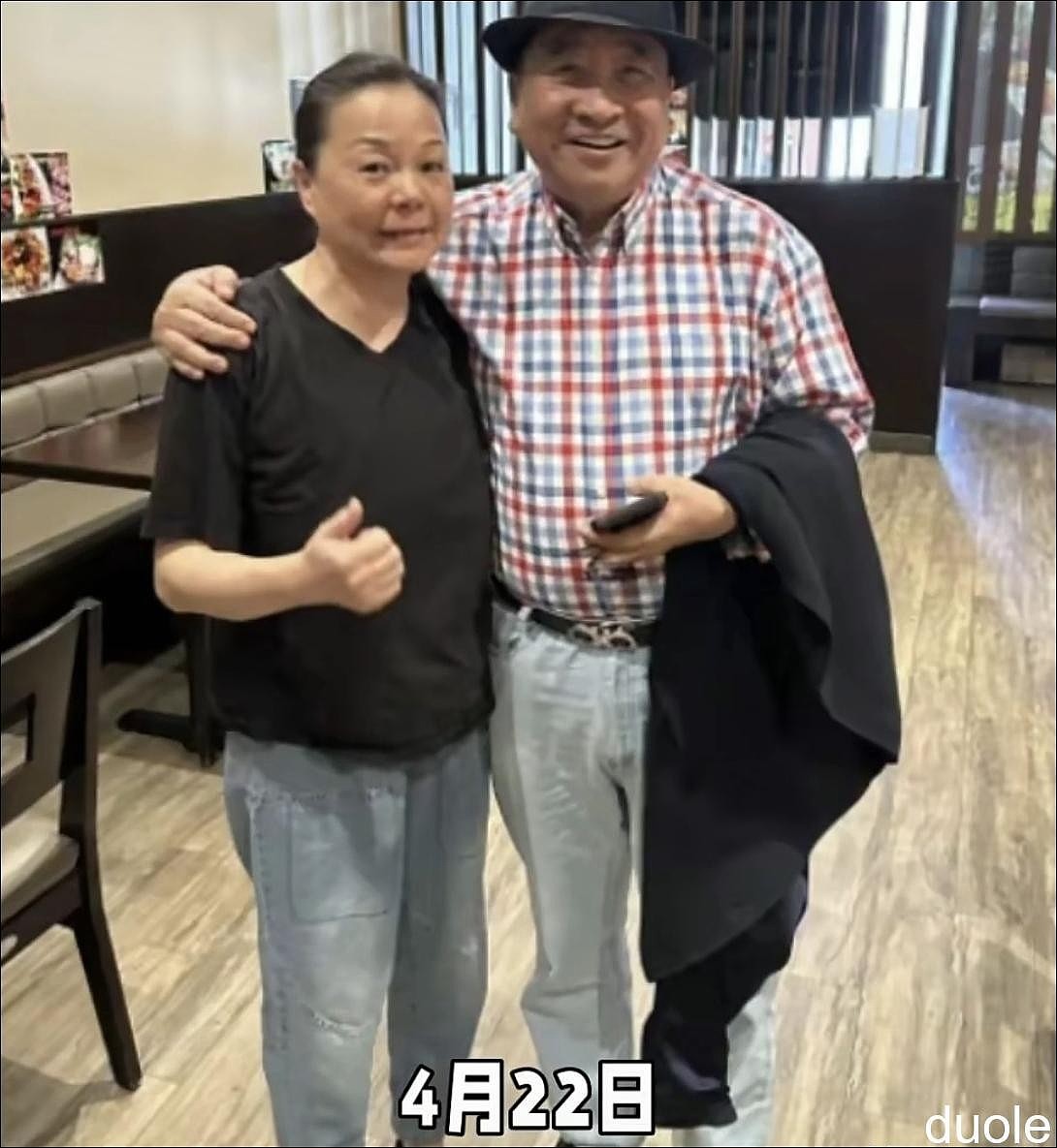 姜昆唱红歌后续:邻居爆料其在洛杉矶长期居住(图) - 4