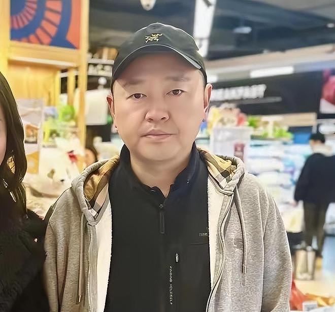 50岁孔令辉近况曝光！未婚未育，胖到认不出，和刘国梁差距大（组图） - 3
