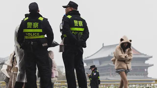 中国治安管理处罚法修订生效,私聊传密照违法?“误读”争议从何而来(组图) - 2