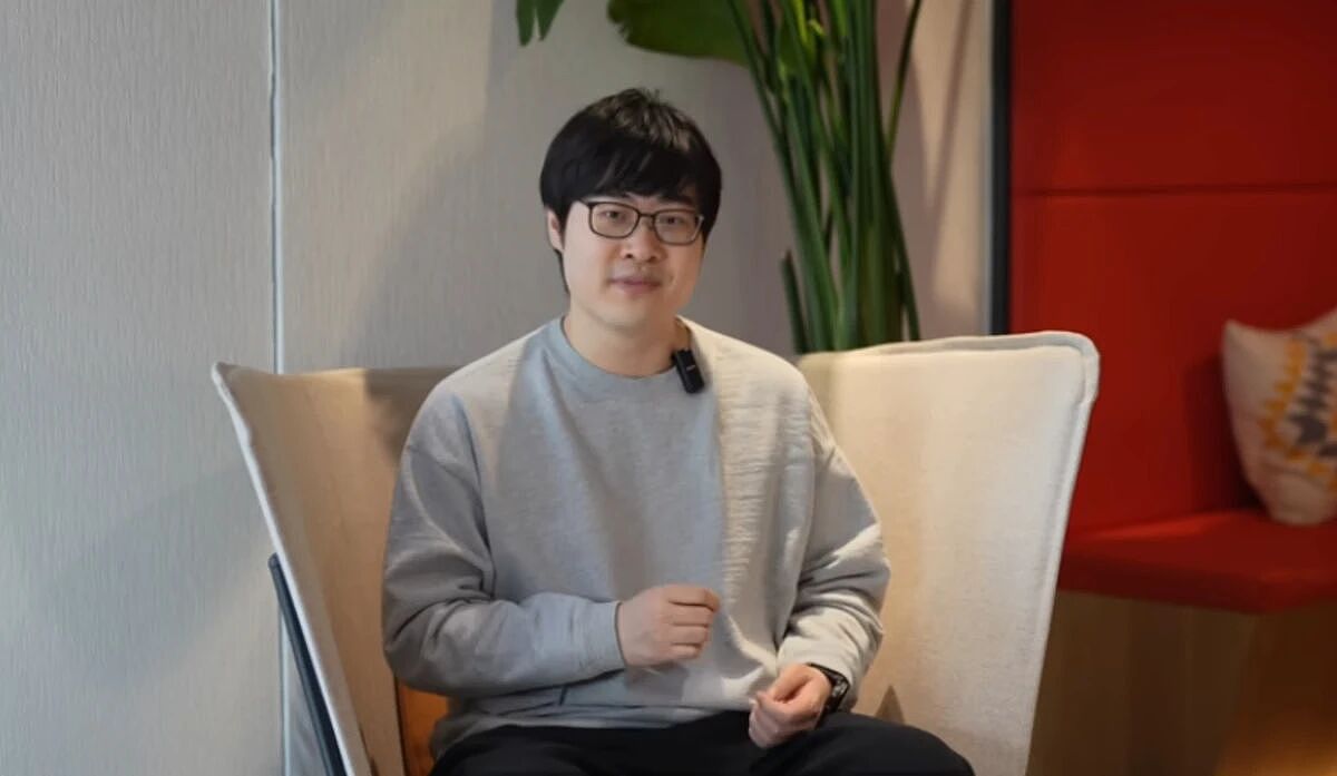 炸裂!中国90后小伙用上线十个月的产品卖给扎克伯克套现140亿!AI时代逆天改命(组图) - 1