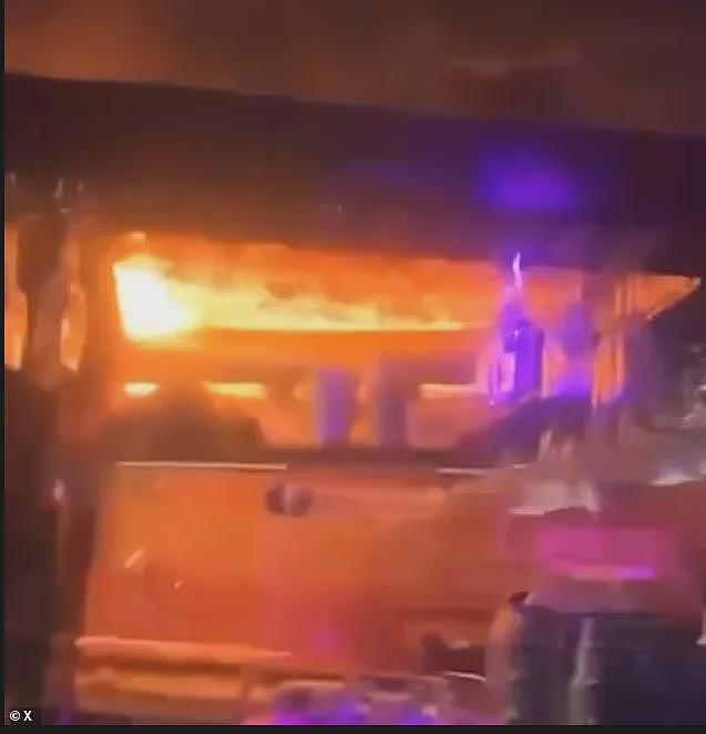 这样操作,不出事才怪!状况极惨,跨年夜超过47人死亡,上百人受伤(组图) - 1