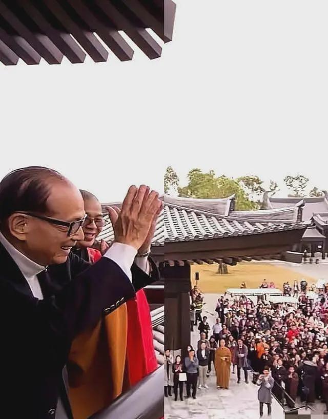 98岁李嘉诚新年祈福,站起来走路,活过百岁没问题,长寿秘诀曝光(组图) - 2