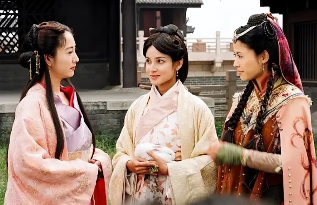 60岁“最美李莫愁”近照曝光，全网心酸：老到我不敢认...（组图） - 6