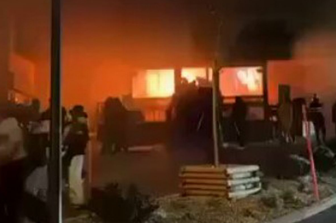 新年惨剧！滑雪胜地突发大爆炸155人死伤，人群尖叫逃窜、互相踩踏，灾难画面曝光（视频/组图） - 6