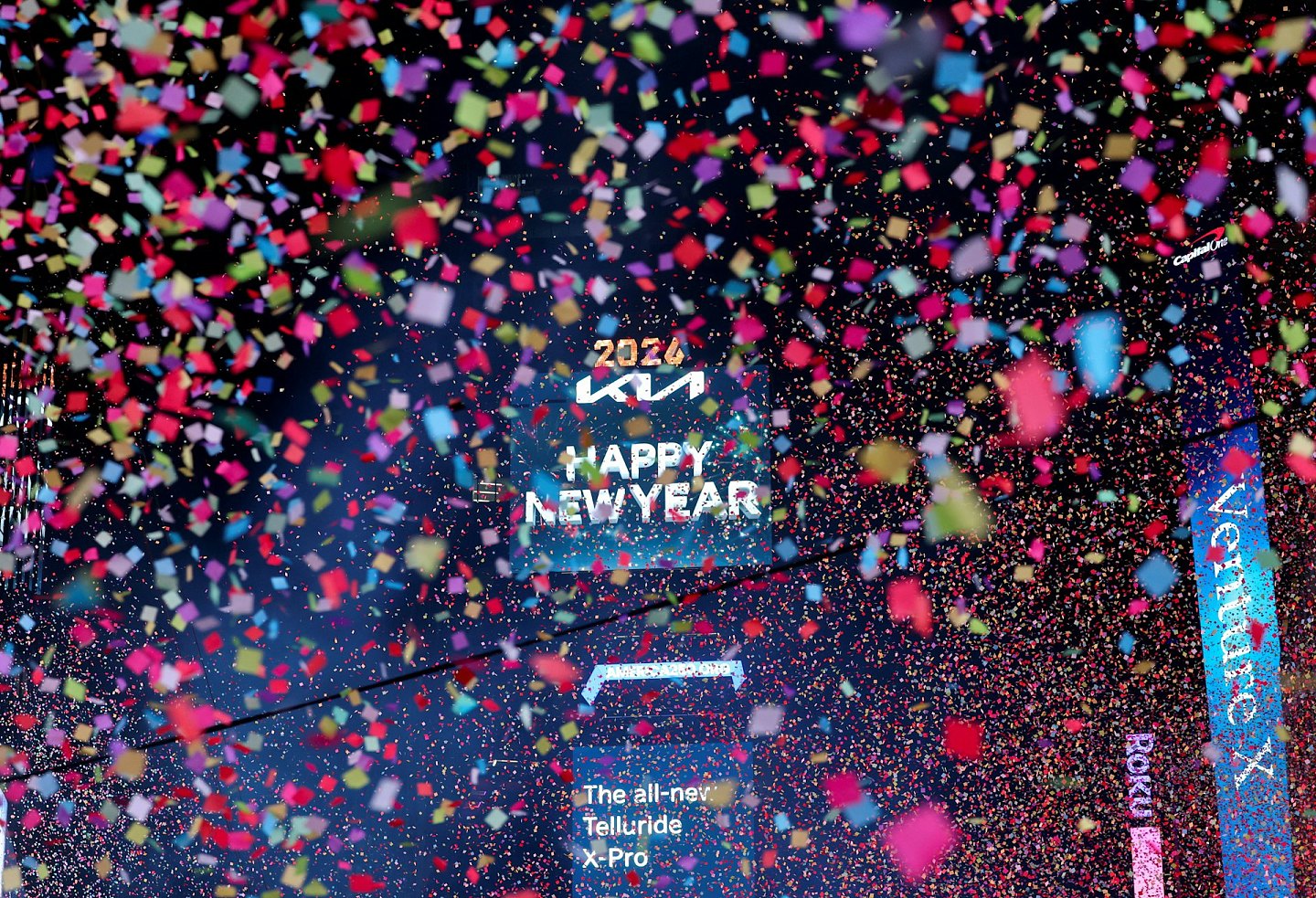 纽约时代广场新年倒数无厕所,尿布每块$50仍大卖(组图) - 1