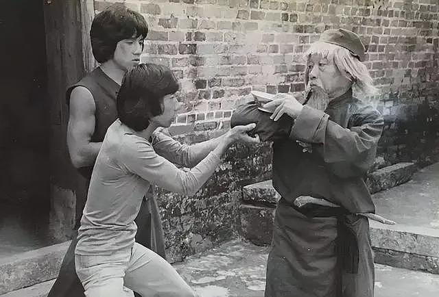 痛心!曝知名港星袁祥仁去世,享年69岁,出身名家,哥哥是袁和平(组图) - 4