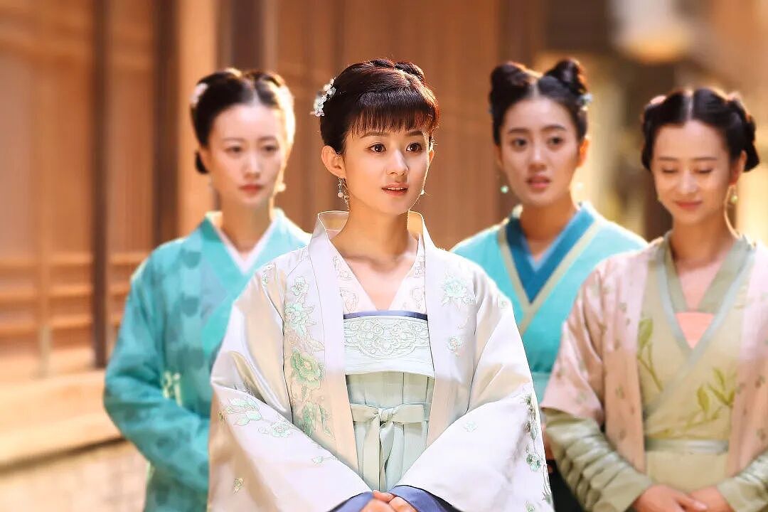 中国式女性友谊的爱与恨:“忍不住参与你的人生困境”(组图) - 9