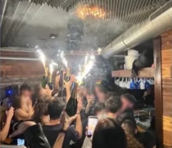 这样操作,不出事才怪!状况极惨,跨年夜超过47人死亡,上百人受伤(组图) - 6
